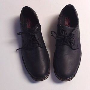 MENS DEXTER LIGHTWEIGHT BURT PLAIN TOE OXFORD SHOES. SIZE 9.5. BLACK